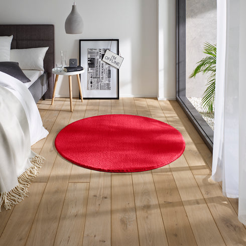 Waschbarer Teppich mit Anti-Rutsch | Flauschiger Flachflor für Badezimmer, Kinderzimmer oder Flur Läufer | Rot Rund